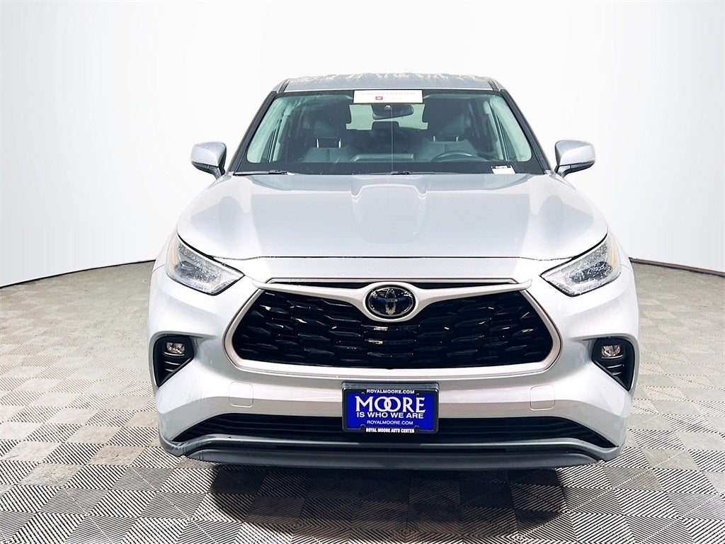 2024 Toyota Highlander LE