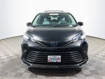 2025 Toyota Sienna LE 8 Passenger