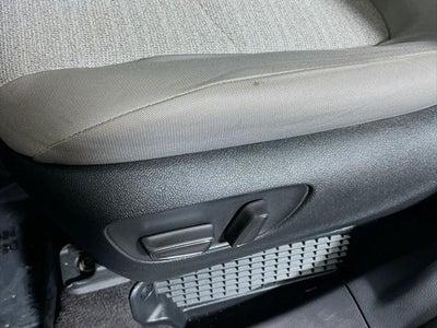 2022 Toyota Sienna LE 8 Passenger