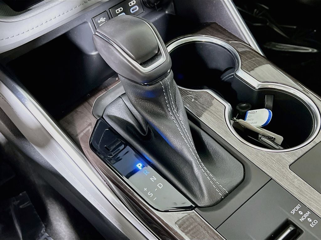 2023 Toyota Highlander Hybrid Limited