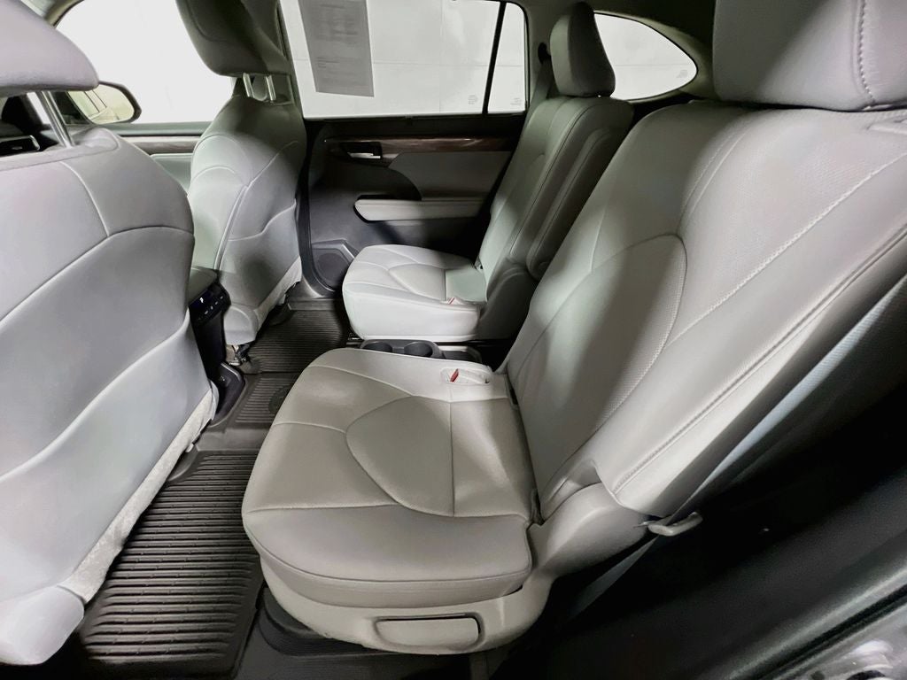 2023 Toyota Highlander Hybrid Limited