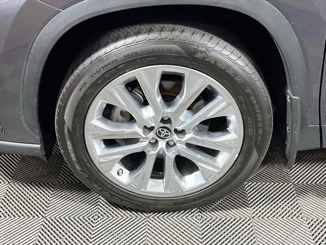 2023 Toyota Highlander Hybrid Limited