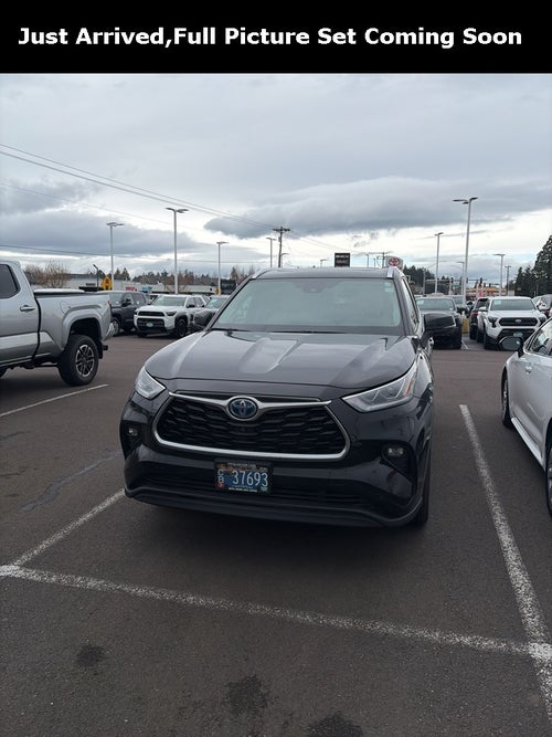 2022 Toyota Highlander Hybrid Limited