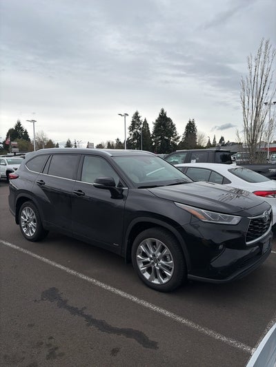2022 Toyota Highlander Hybrid Limited