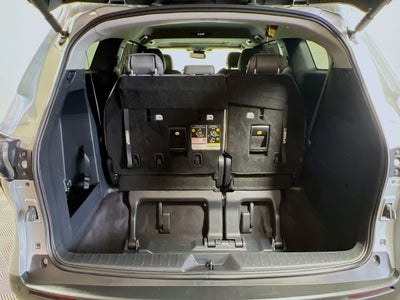 2025 Toyota Sienna XLE 8 Passenger