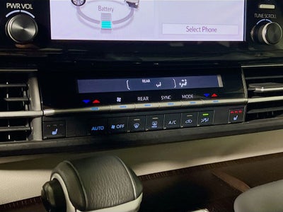 2022 Toyota Sienna XLE 8 Passenger