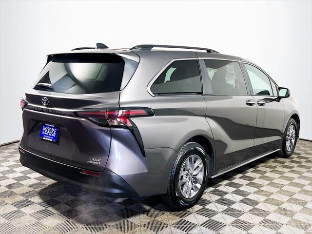 2024 Toyota Sienna XLE