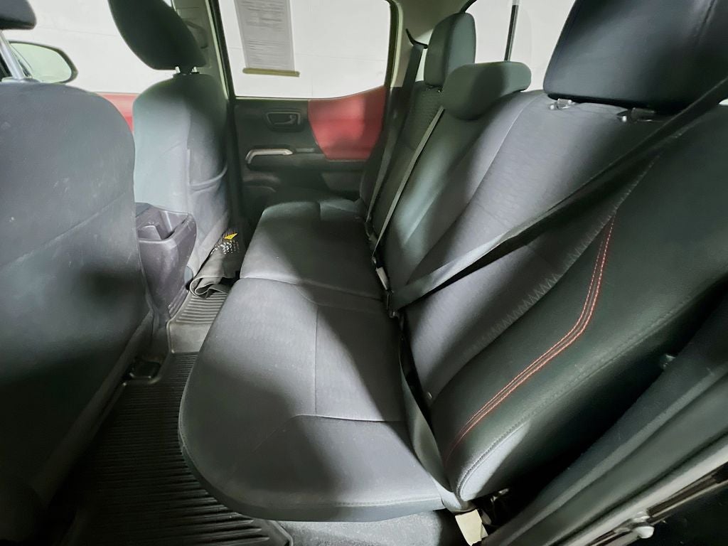 2016 Toyota Tacoma SR5