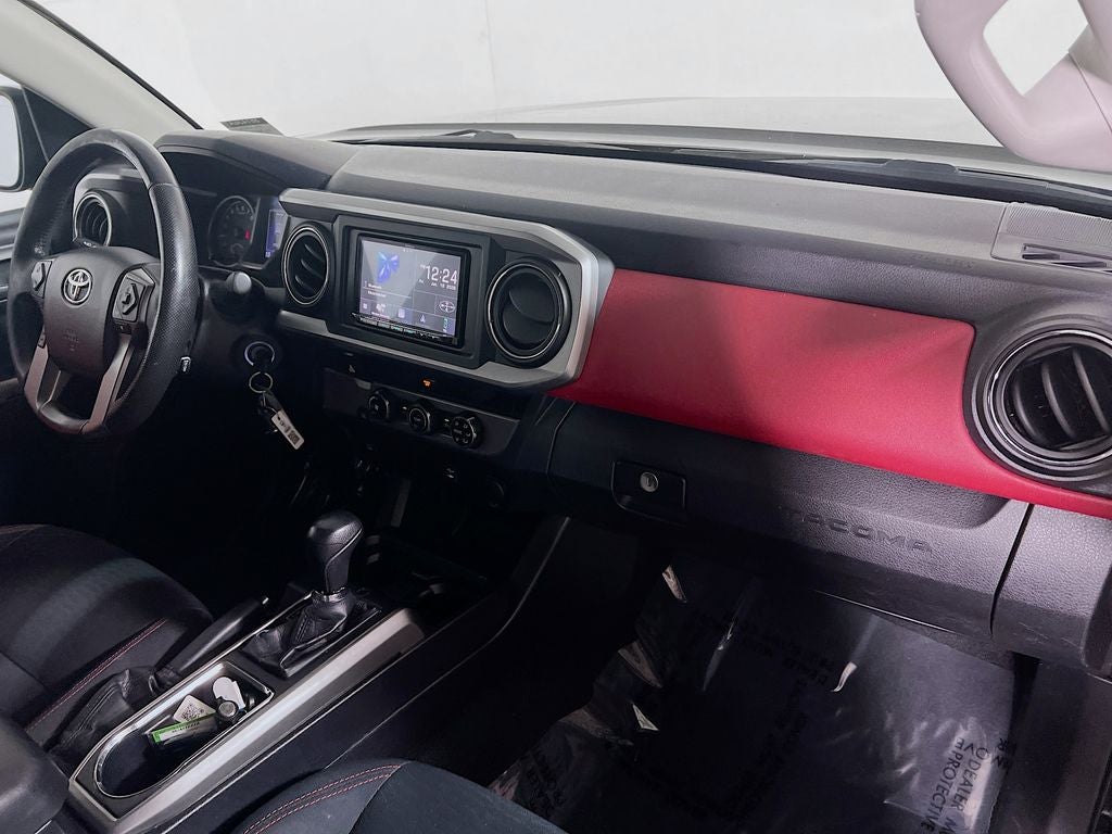 2016 Toyota Tacoma SR5