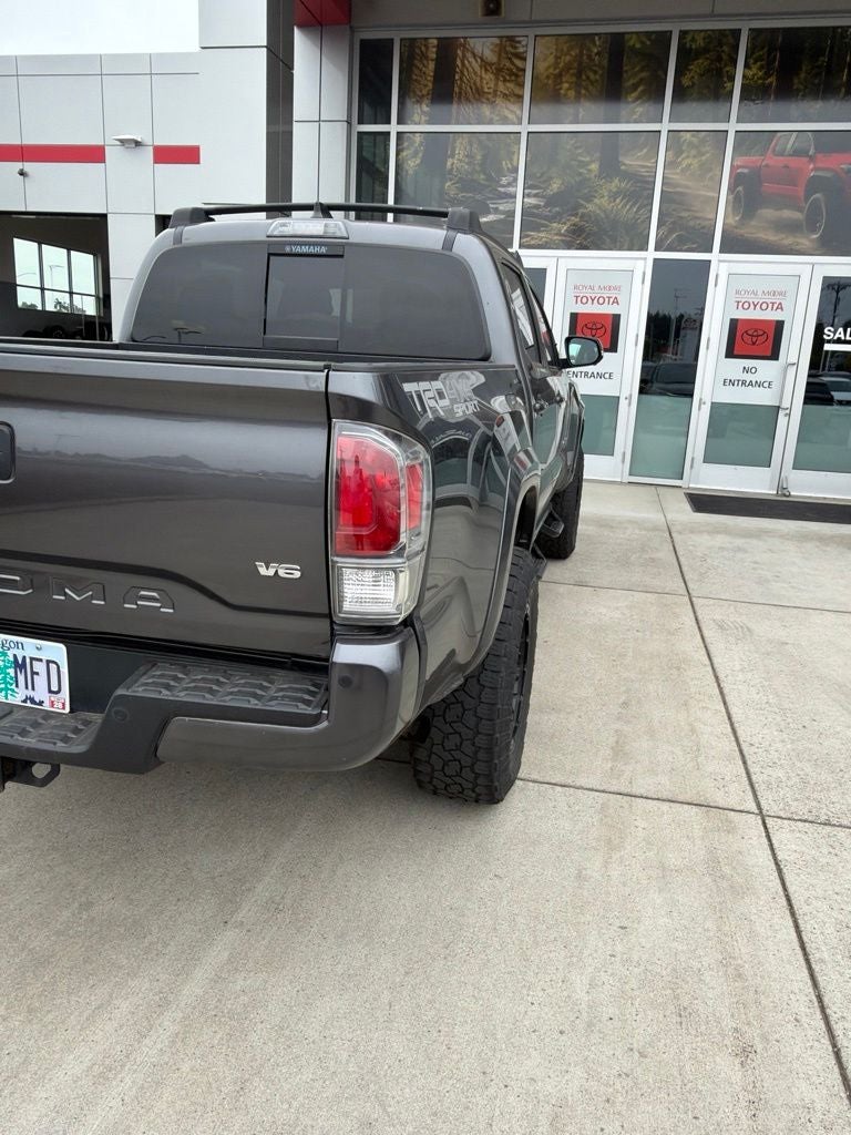 2020 Toyota Tacoma SR5 V6