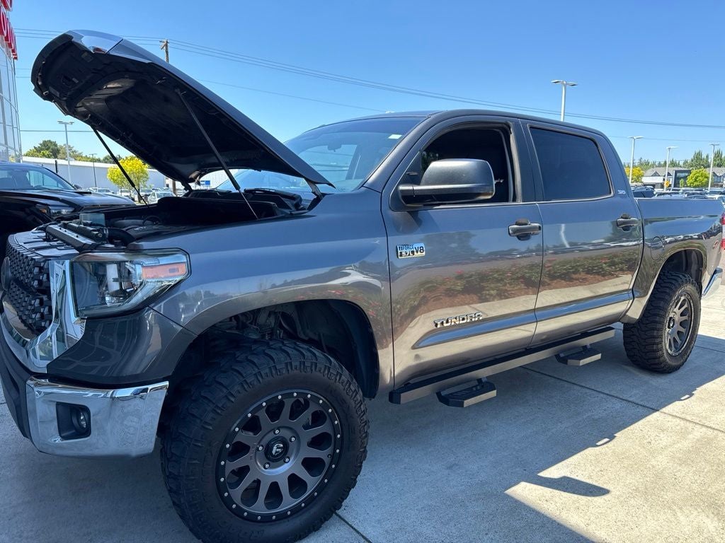 2018 Toyota Tundra SR5 5.7L V8