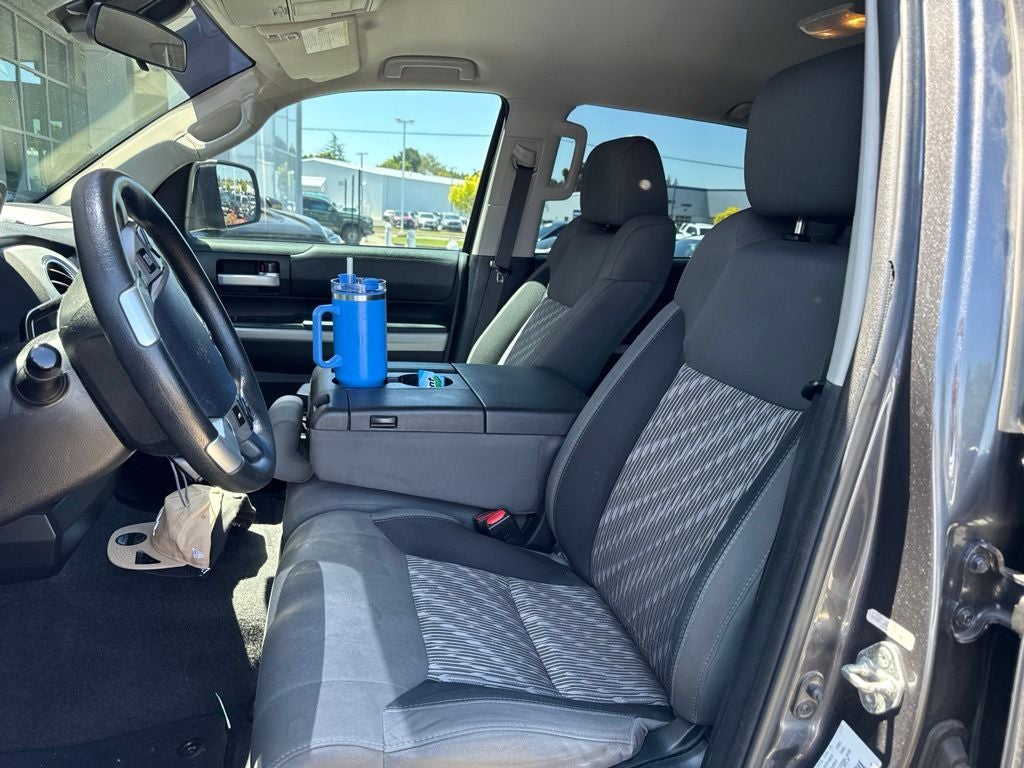 2018 Toyota Tundra SR5 5.7L V8