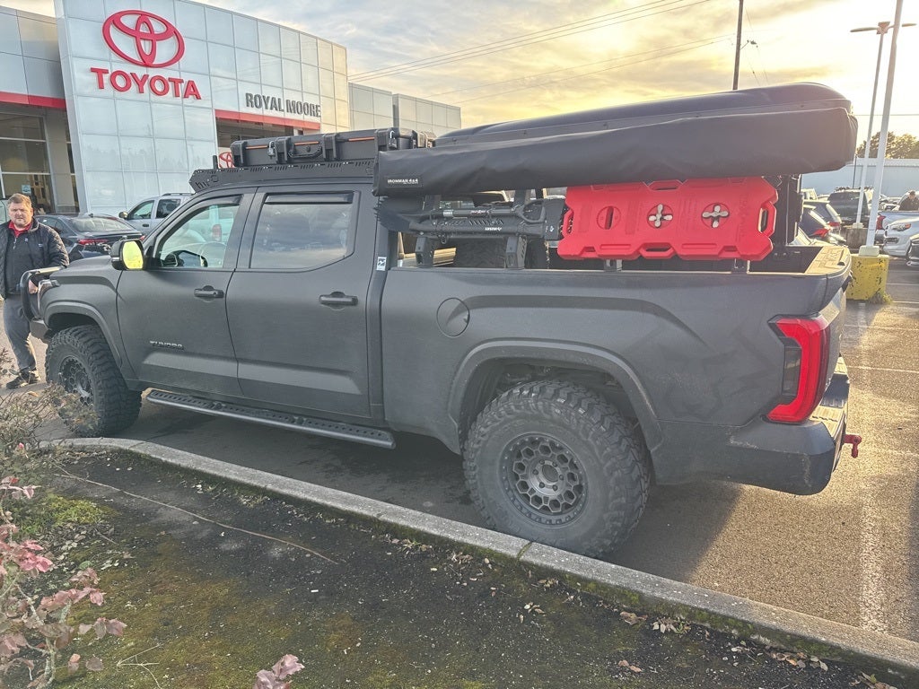 2022 Toyota Tundra SR5
