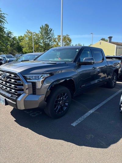 2024 Toyota Tundra Hybrid Platinum
