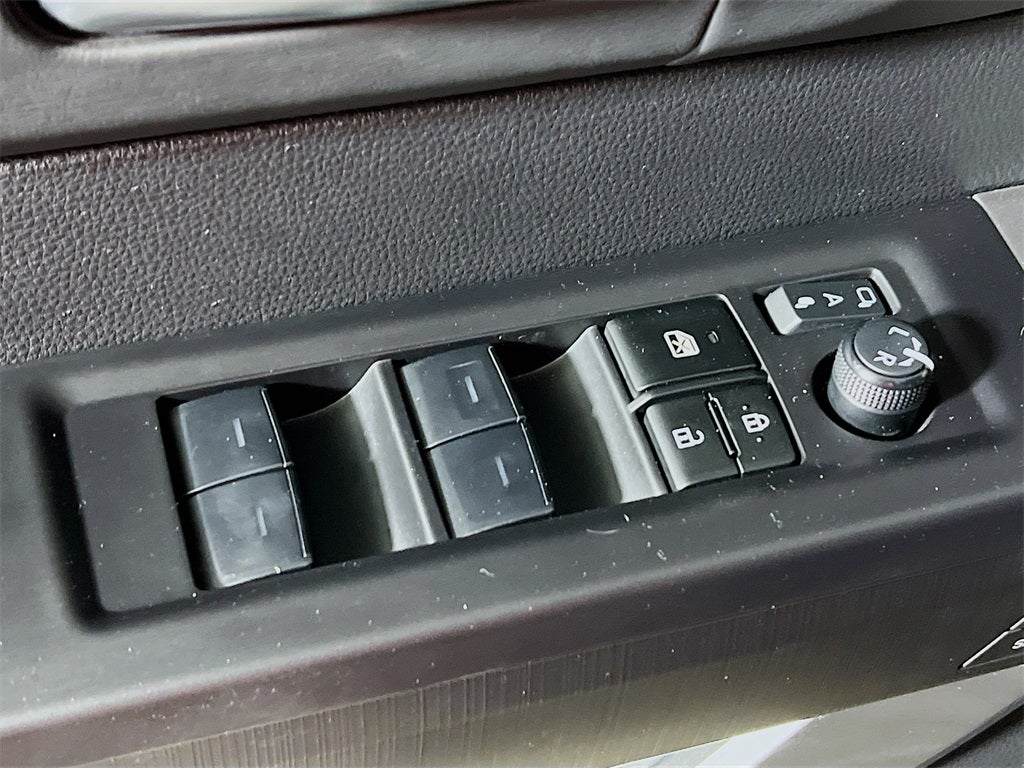 2023 Toyota Tundra Hybrid Platinum