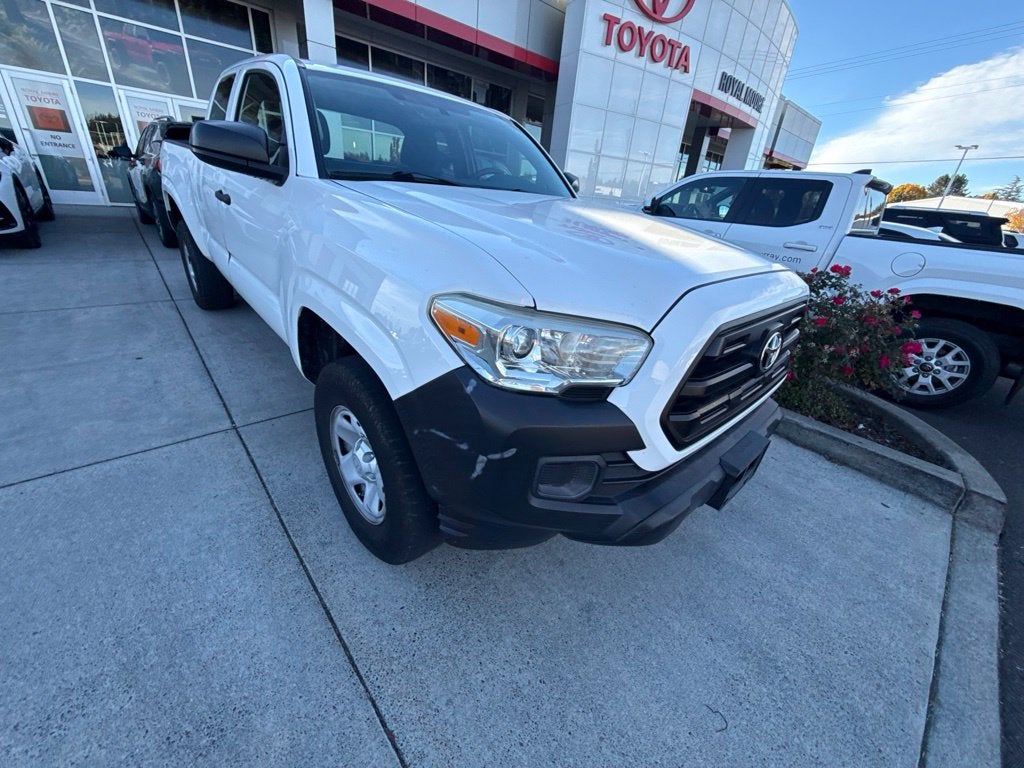 2017 Toyota Tacoma SR
