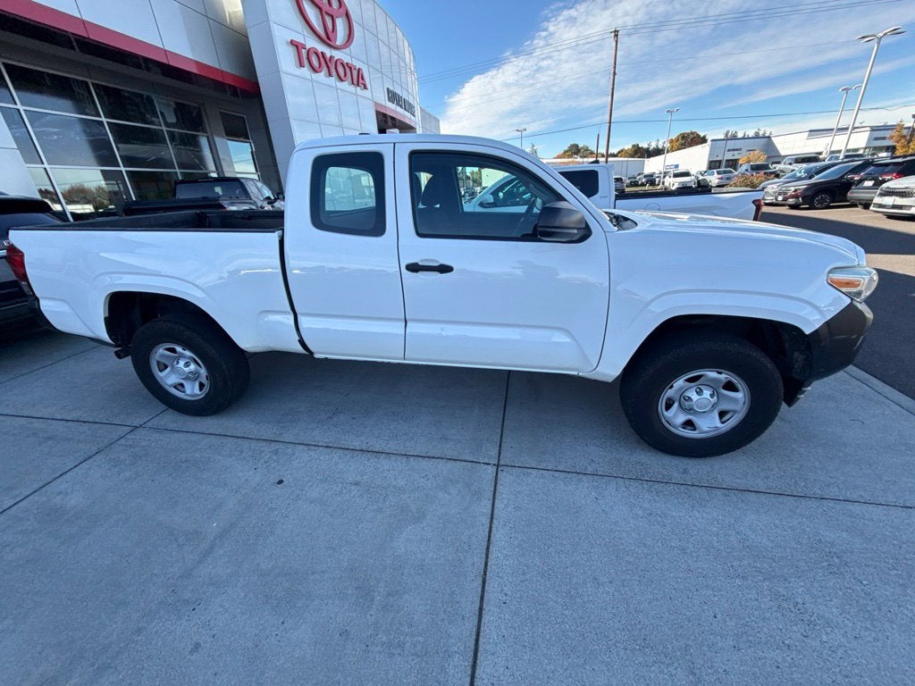 2017 Toyota Tacoma SR