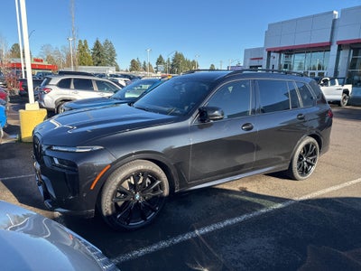 2024 BMW X7 M60i