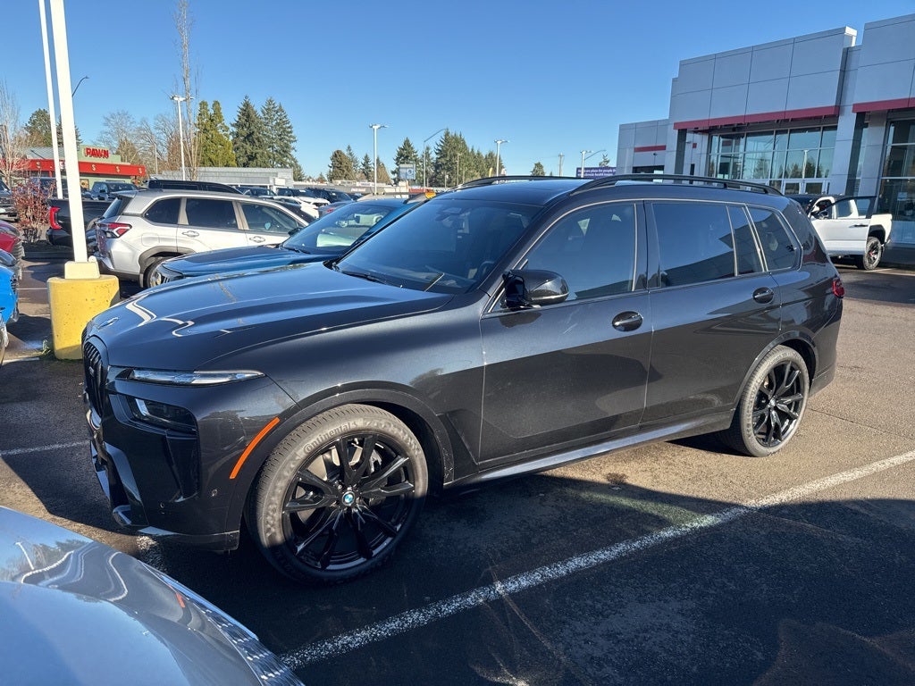 2024 BMW X7 M60i