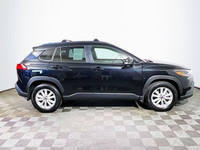 2025 Toyota Corolla Cross LE