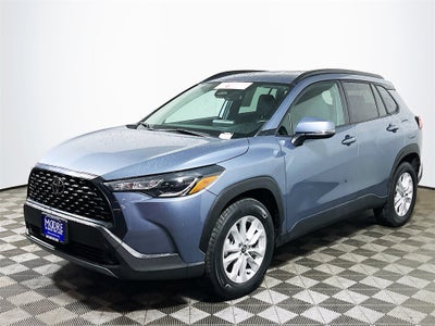 2024 Toyota Corolla Cross LE