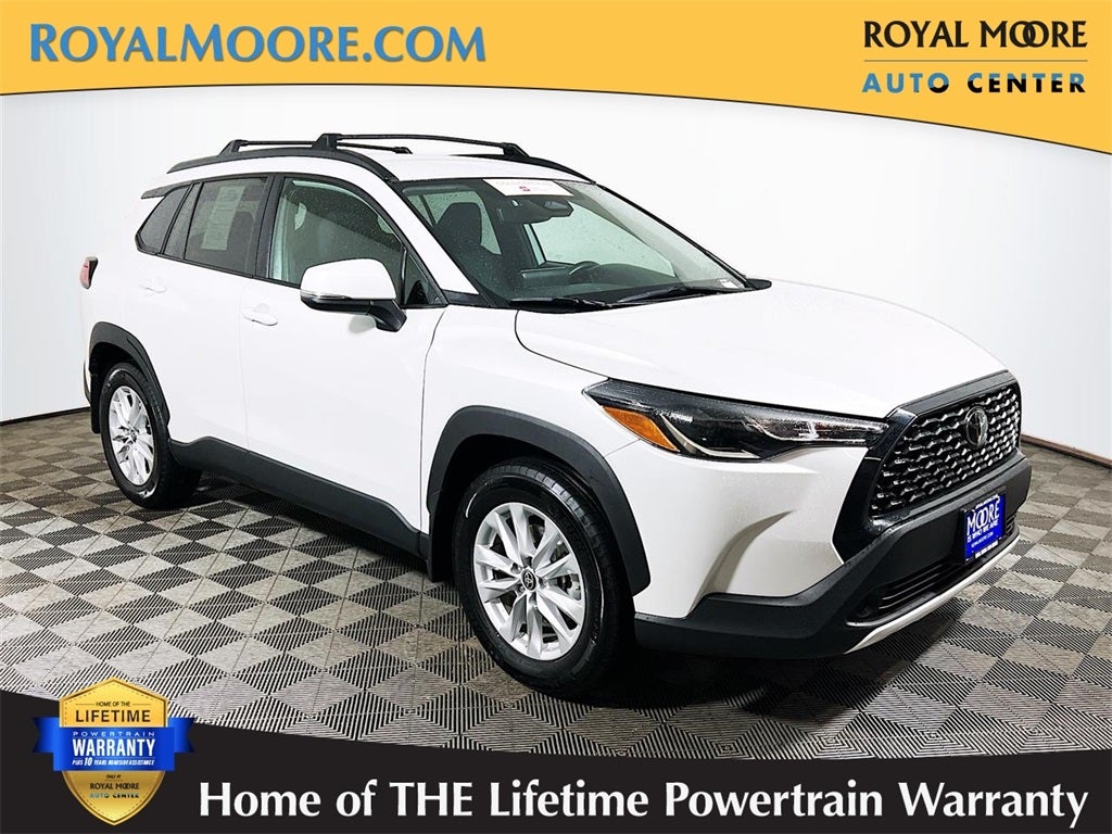 2024 Toyota Corolla Cross LE