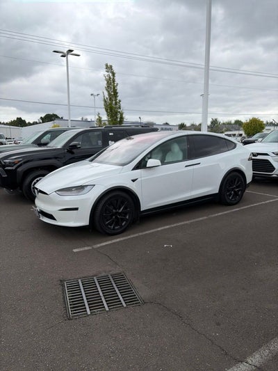 2023 Tesla Model X Standard Range