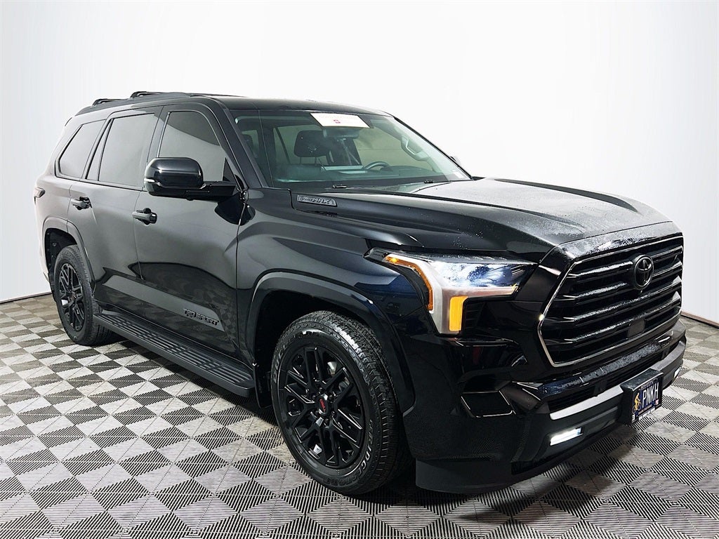 2024 Toyota Sequoia SR5