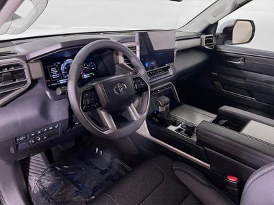 2024 Toyota Sequoia SR5