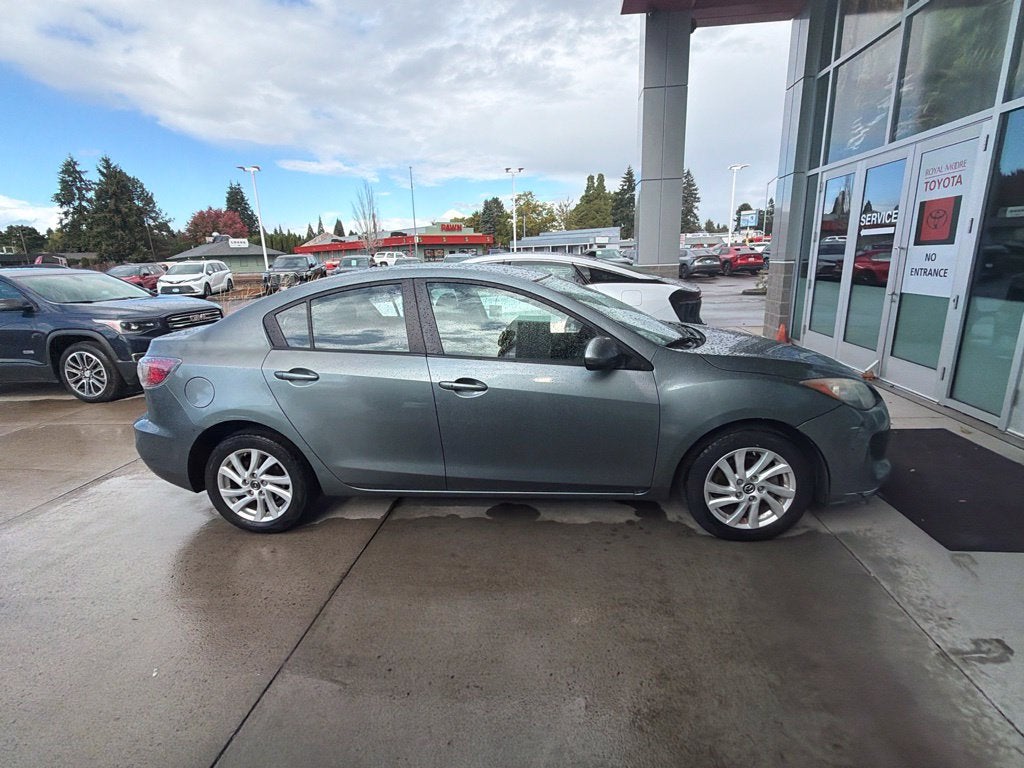 2013 Mazda Mazda3 i Touring