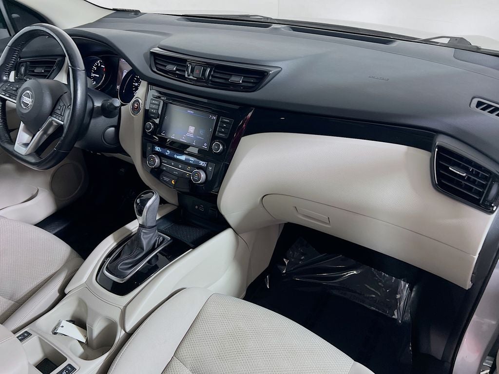 2021 Nissan Rogue Sport SV