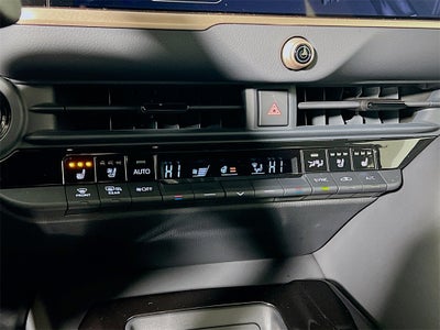 2025 Toyota Crown Signia XLE