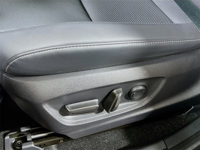 2025 Toyota Crown Signia XLE