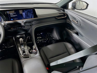 2025 Toyota Crown Signia XLE