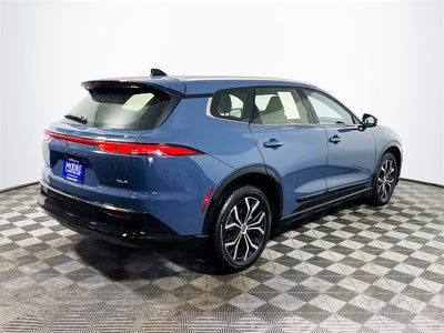 2025 Toyota Crown Signia XLE