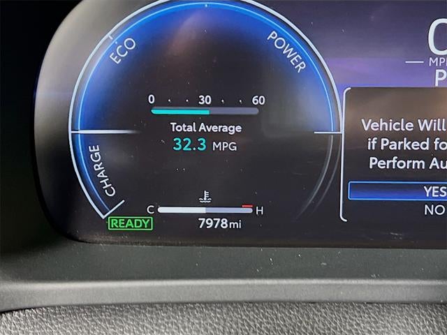 2025 Toyota Crown Signia XLE