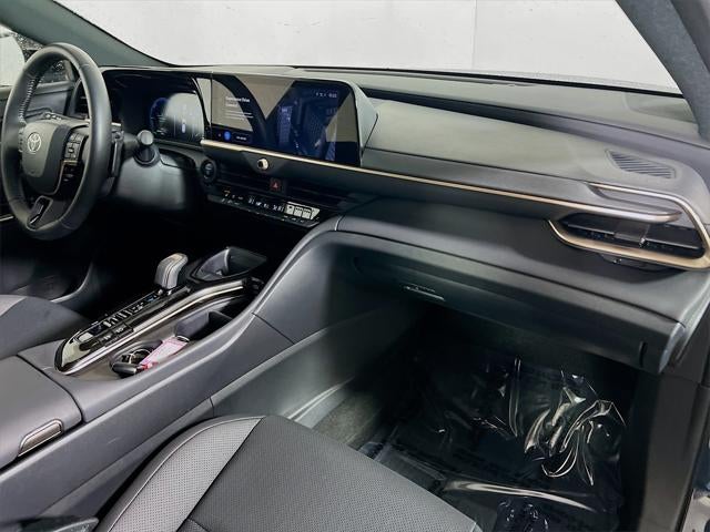 2025 Toyota Crown Signia XLE