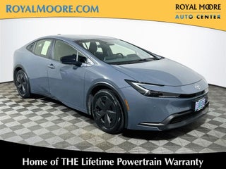 2025 Toyota Prius LE
