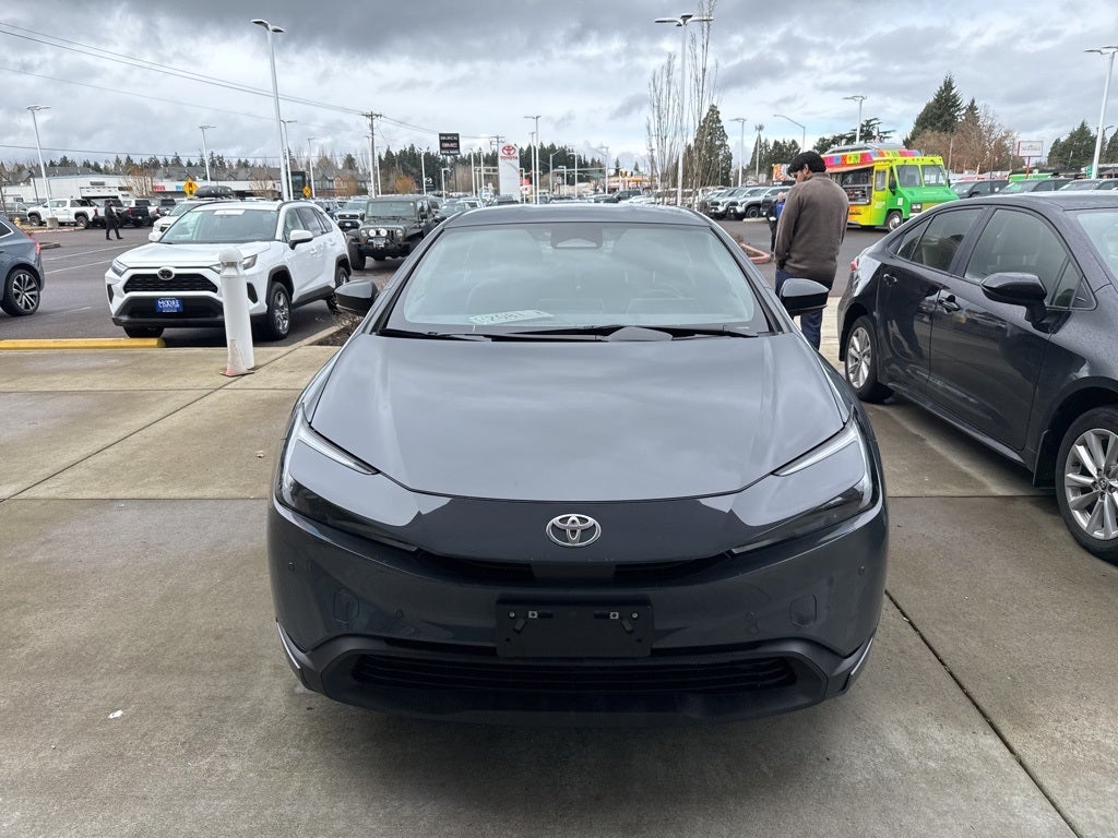 2024 Toyota Prius LE