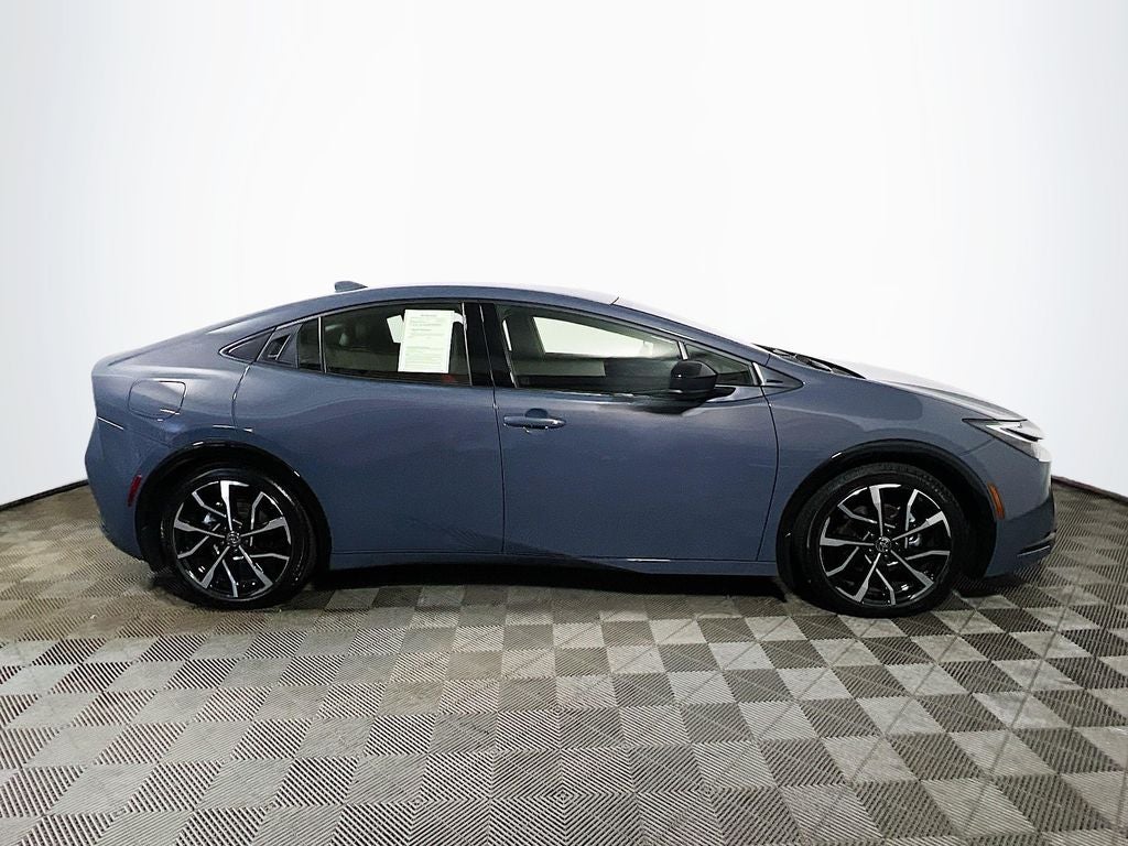 2025 Toyota Prius Plug-In Hybrid XSE