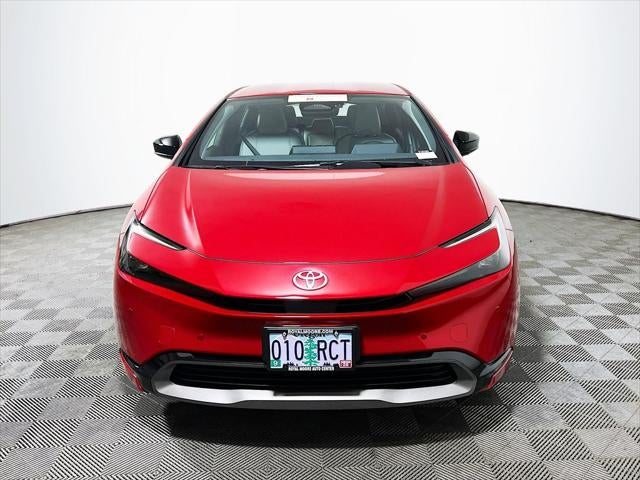 2025 Toyota Prius XLE