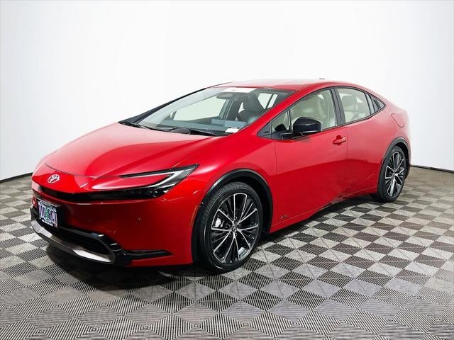 2025 Toyota Prius XLE