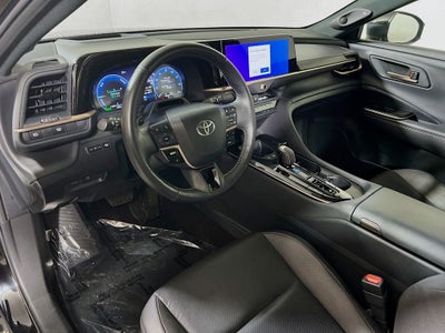 2025 Toyota Crown Platinum