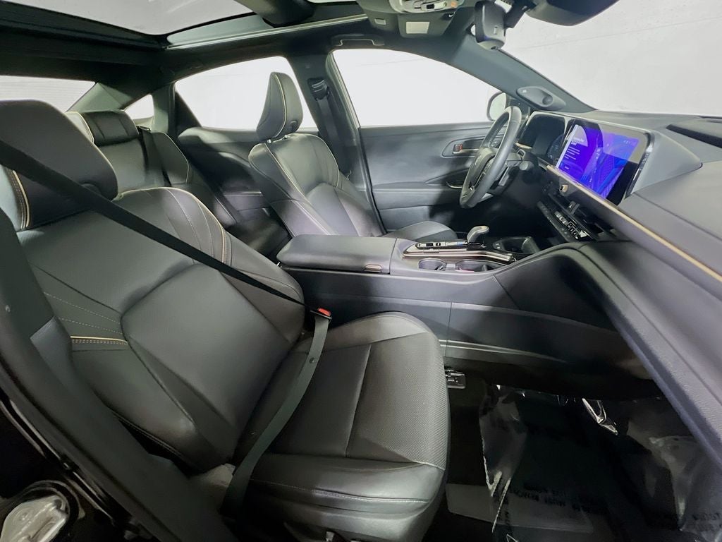 2025 Toyota Crown Platinum