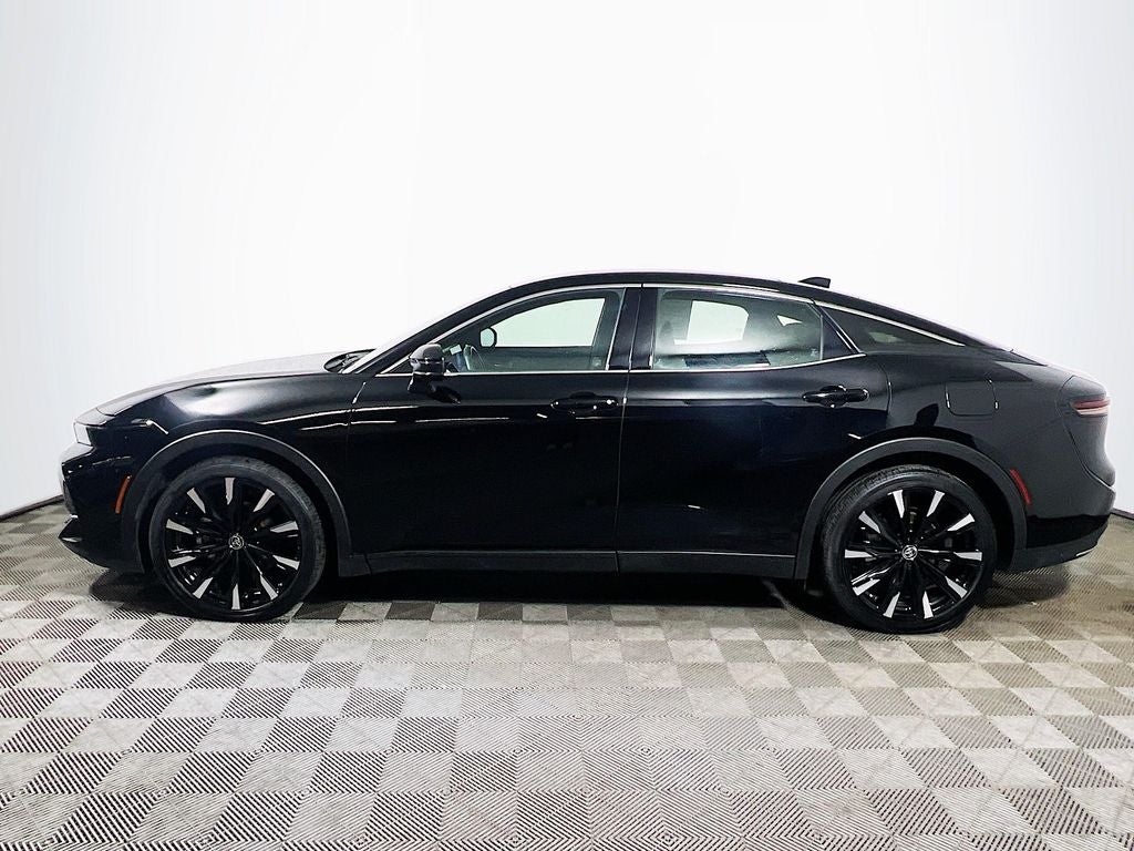 2025 Toyota Crown Platinum