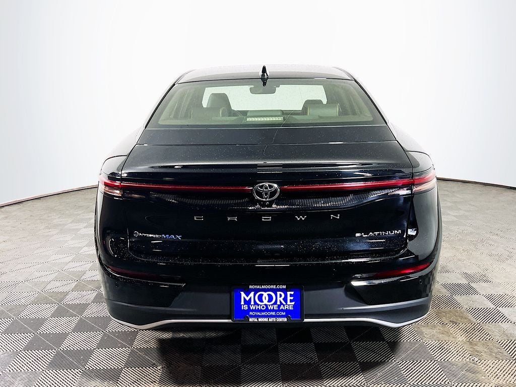 2025 Toyota Crown Platinum