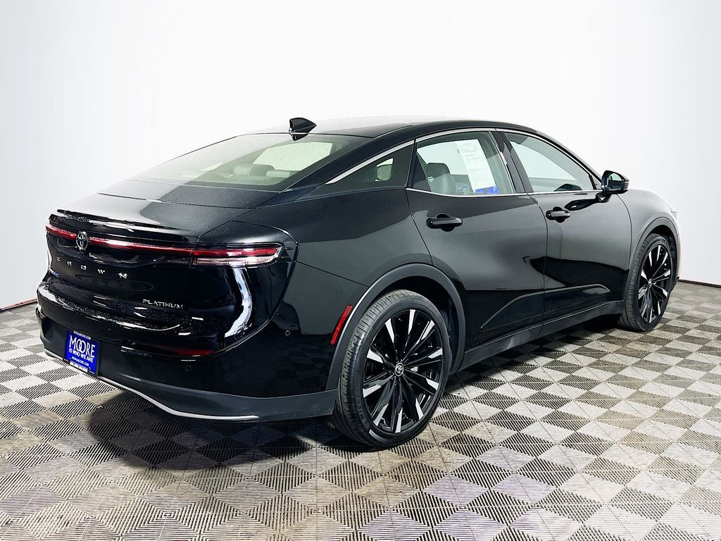 2025 Toyota Crown Platinum