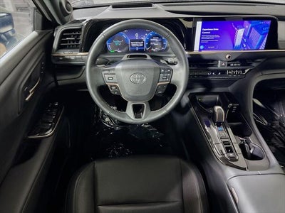 2025 Toyota Crown Platinum