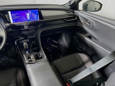 2025 Toyota Crown Platinum