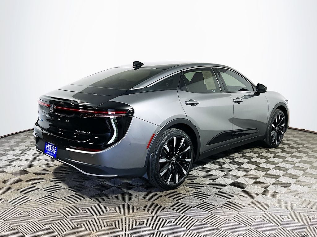 2026 Toyota Crown Platinum